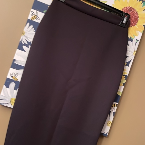 Pretty Little Thing Mermaid Style Skirt - Picture 3 of 12